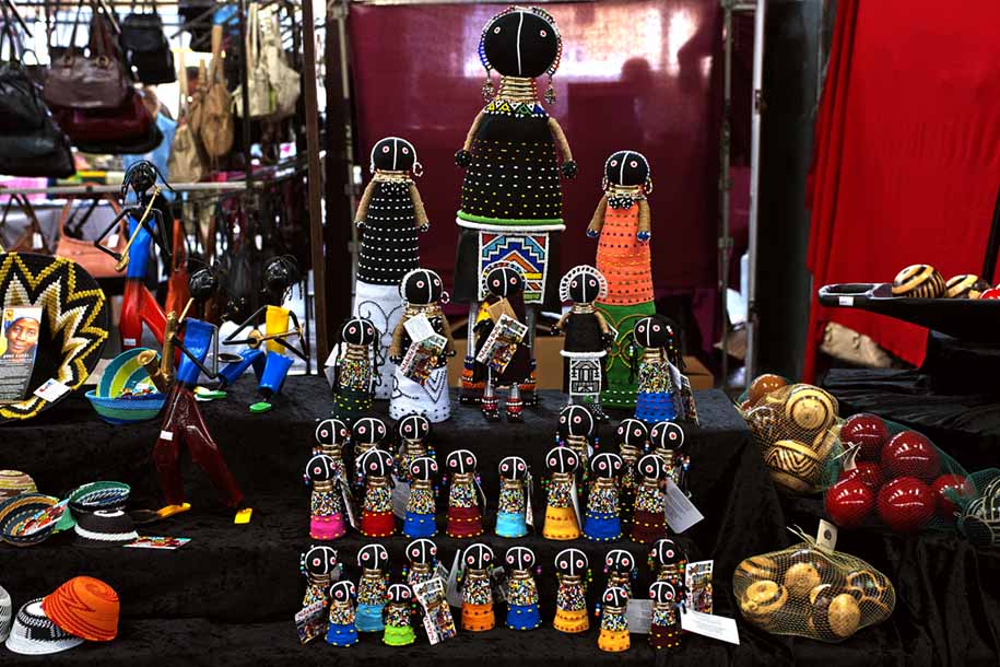 'Ndebele Dolls' (Dec 2007) - Queen Victoria Market, Melbourne, Australia